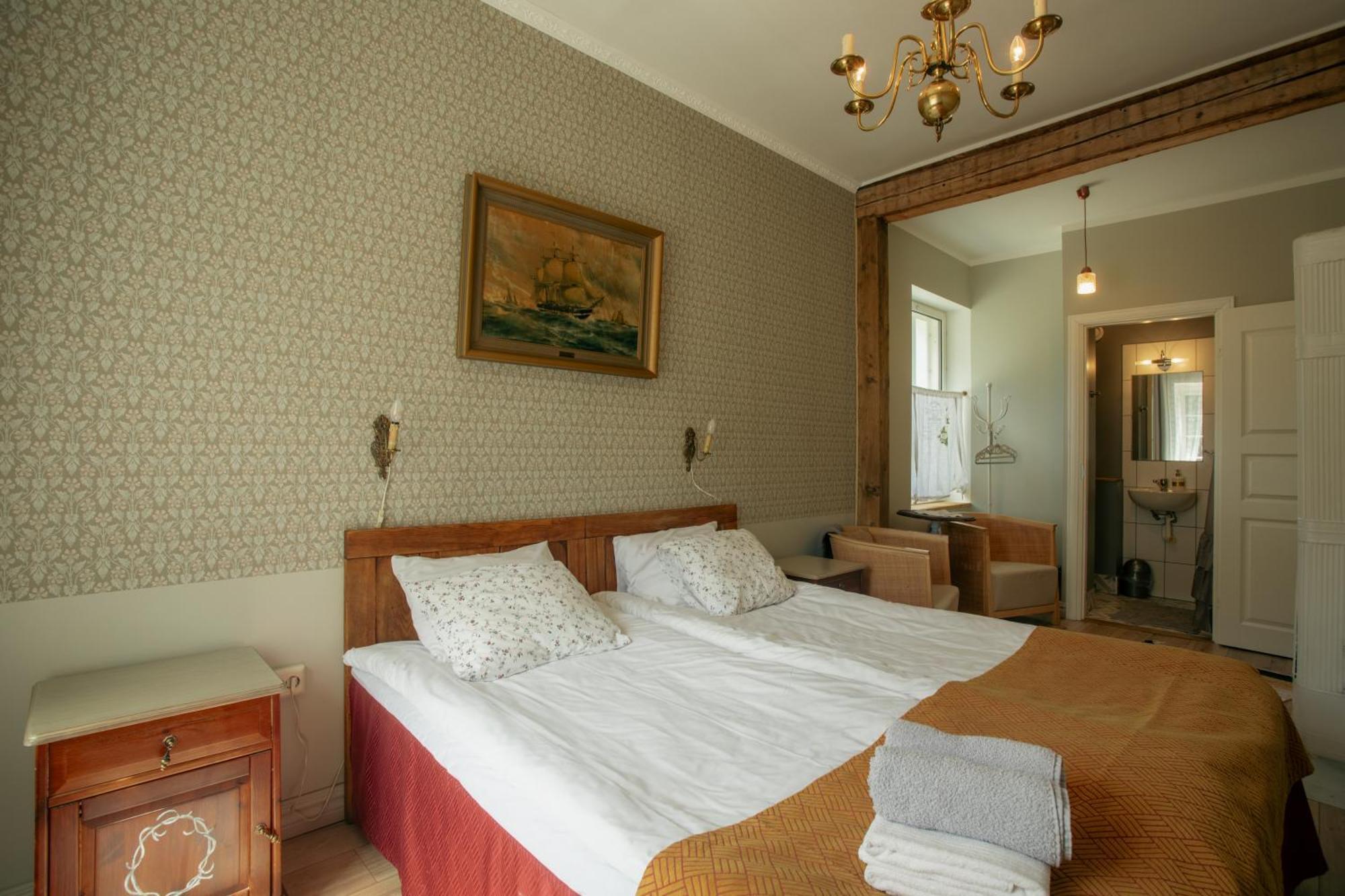 Guesthouse Kadrina Mois Exterior photo