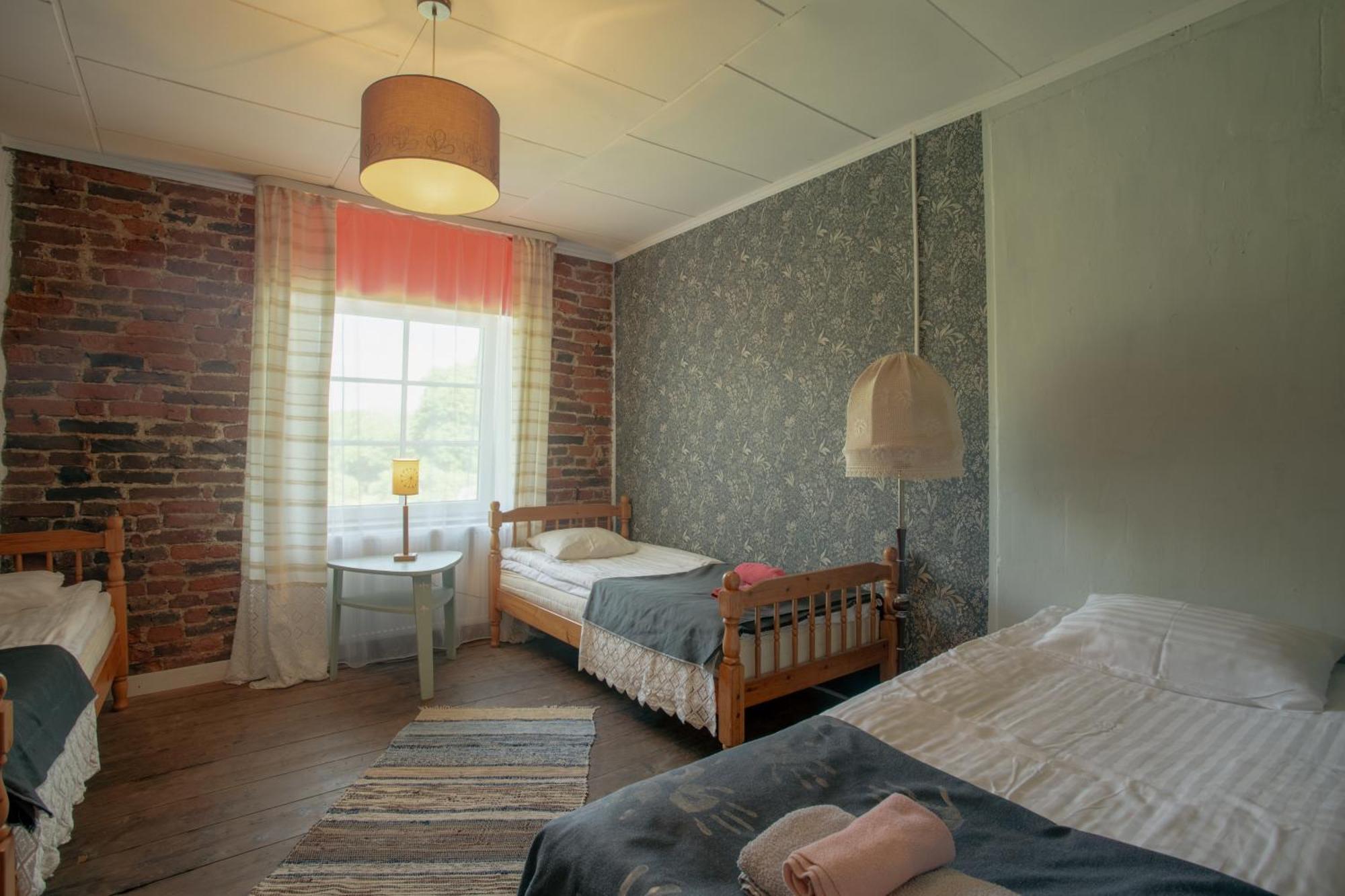 Guesthouse Kadrina Mois Exterior photo